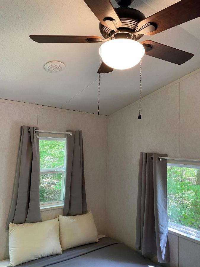 The Vintage Rv'S At Wilderness Presidential Camp Resort By Tripforth Spotsylvania Buitenkant foto